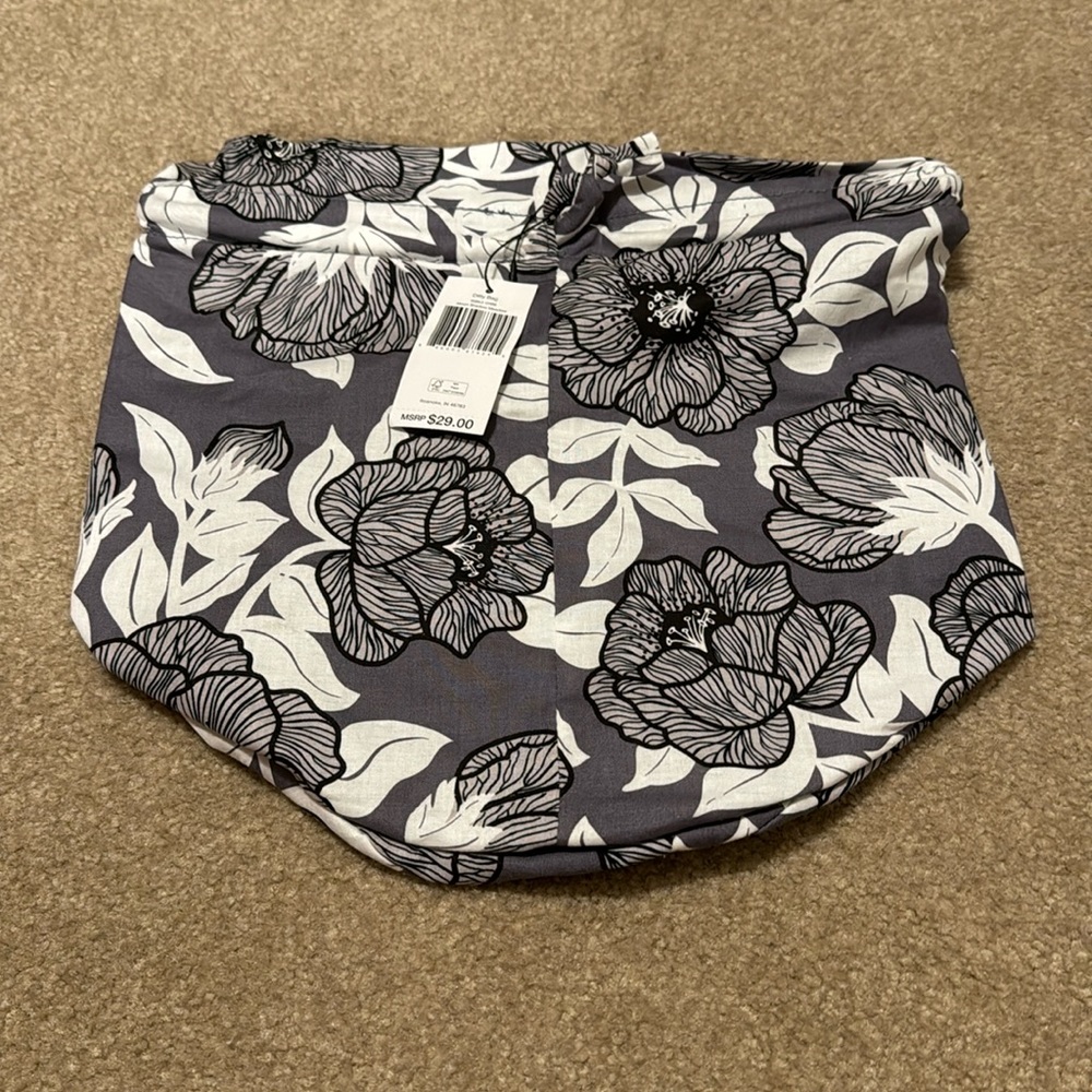 Vera bradley waterproof make up bag brand new with tag